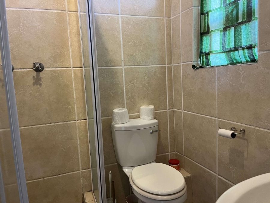 To Let 1 Bedroom Property for Rent in Parklands Western Cape